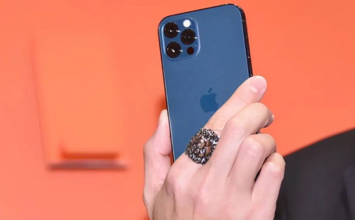 福田苹果手机维修分享iPhone12系列重启方法教程 